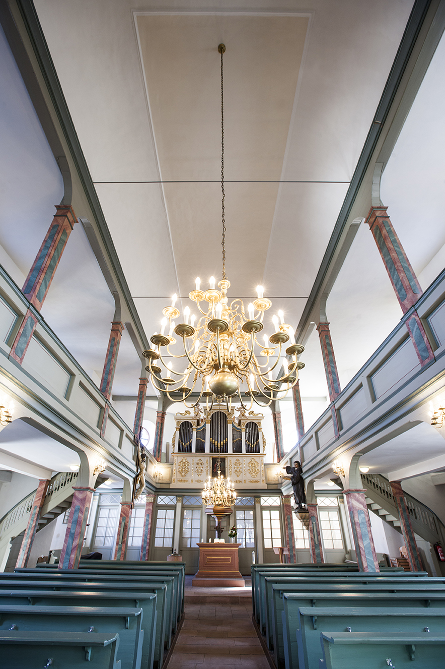 Foto Innenraum Kirche Trebur